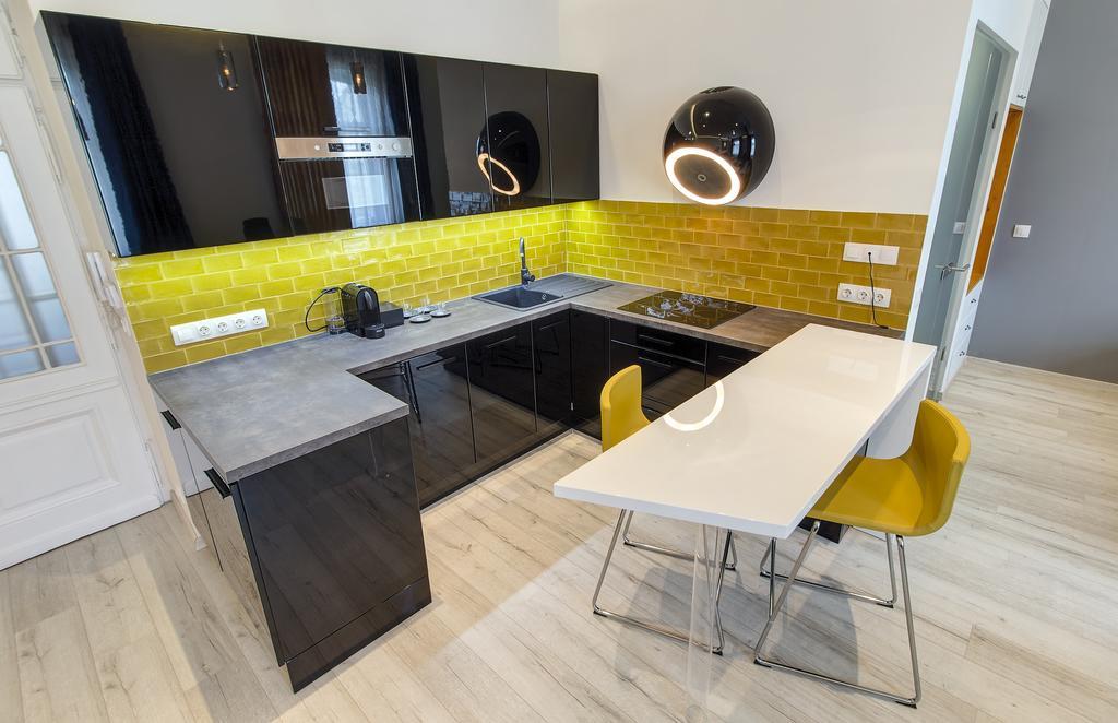 Luxury Apartment By Hi5 -Andrassy Suite Budapest Exterior photo